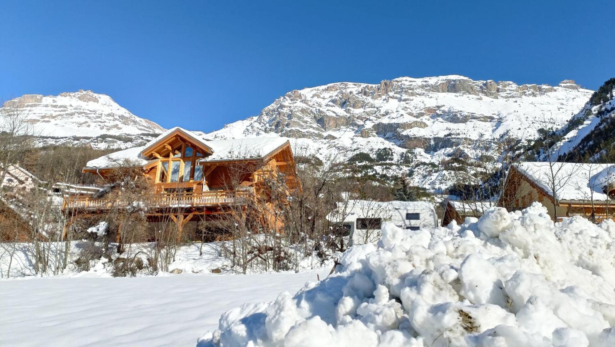 Bed and Breakfast Les Cabris Pelvoux Zewnętrze zdjęcie