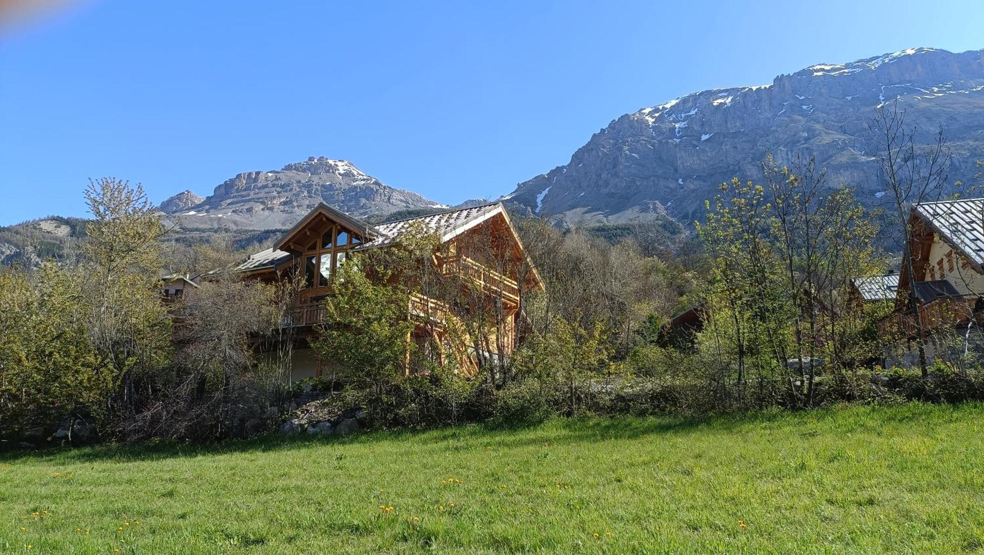 Bed and Breakfast Les Cabris Pelvoux Zewnętrze zdjęcie